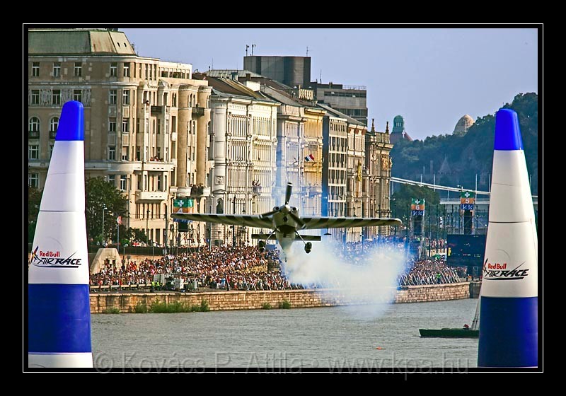 Red Bull Air Race Budapest 0015.jpg